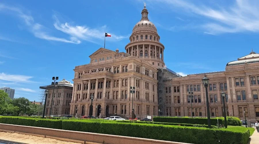 Capitol and Museums | Travel Scout