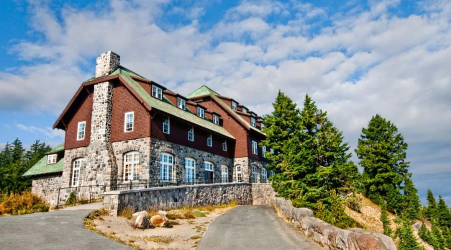 Crater Lake National Park Resort | Travel Scout