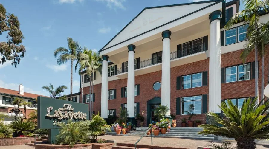 Lafayette Hotel | Travel Scout