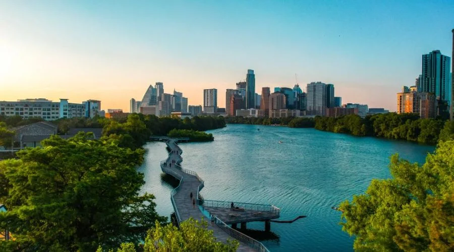 Weekend Austin Itinerary- How to Plan Your Trip in Austin Weekend Austin Itinerary | Travel Scout