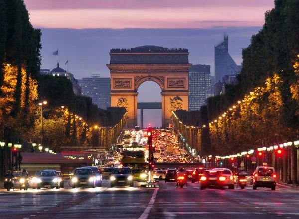 Champs-Élysées | Travel Scout