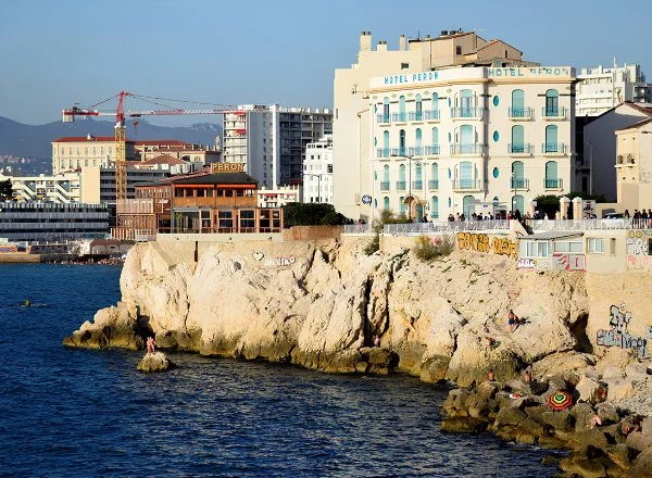 Hôtel Peron | Travel Scout