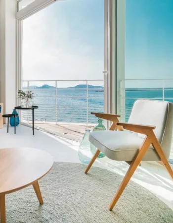 Les Bords de Mer | Travel Scout