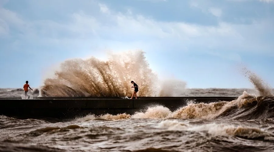 Louisiana coast tropical storm waves | Travel Scout