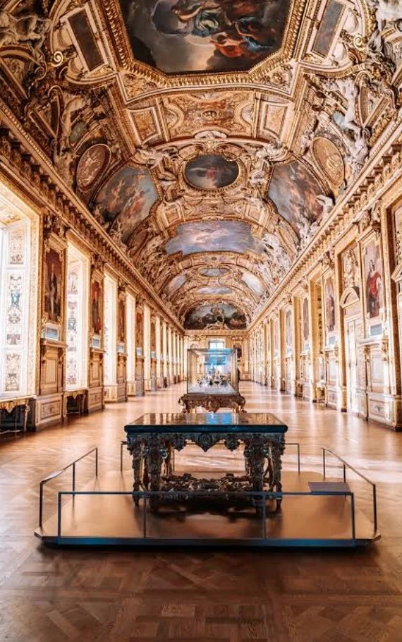 Louvre Museum | Travel Scout